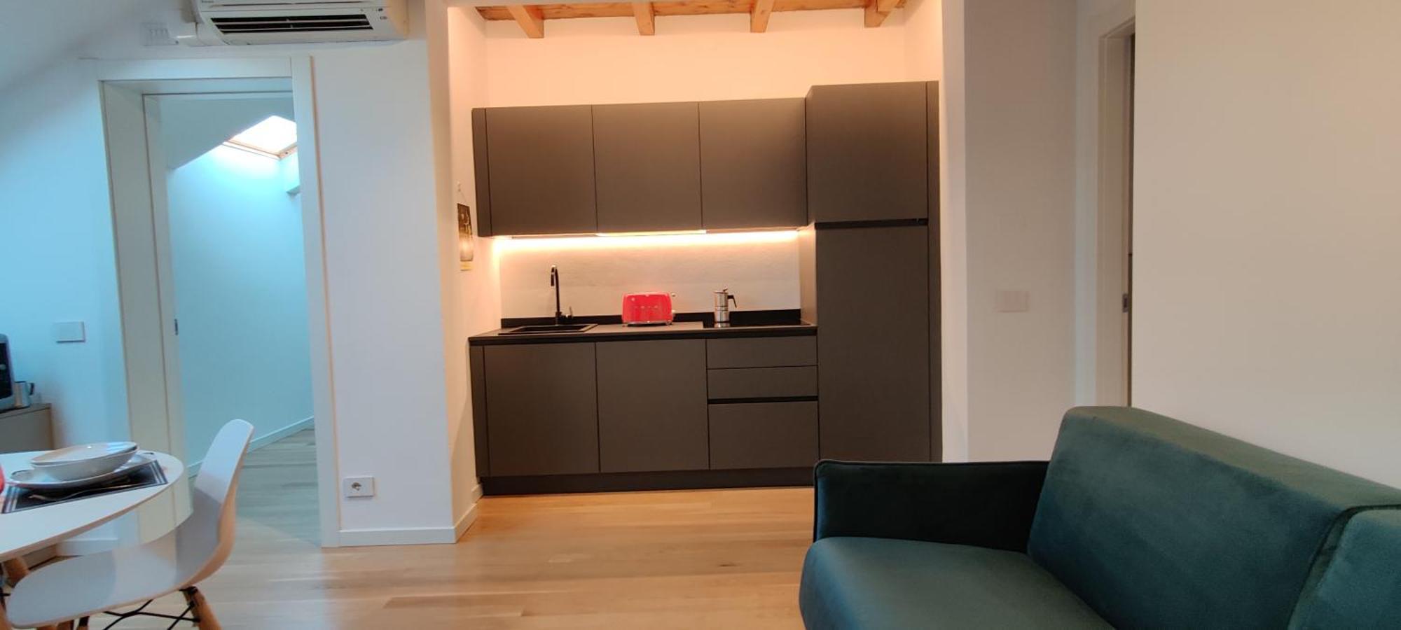 Nxt Station Deluxe Apartment Бергамо Екстериор снимка